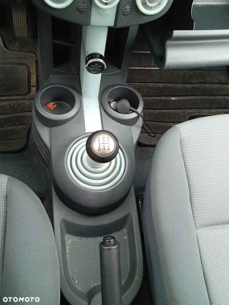 Mitsubishi Colt 1.1 Inform - 14