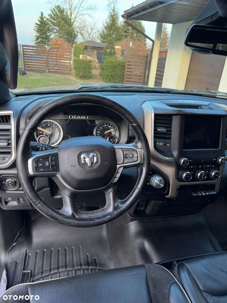 RAM 1500 5.7 Crew Cab Laramie - 11