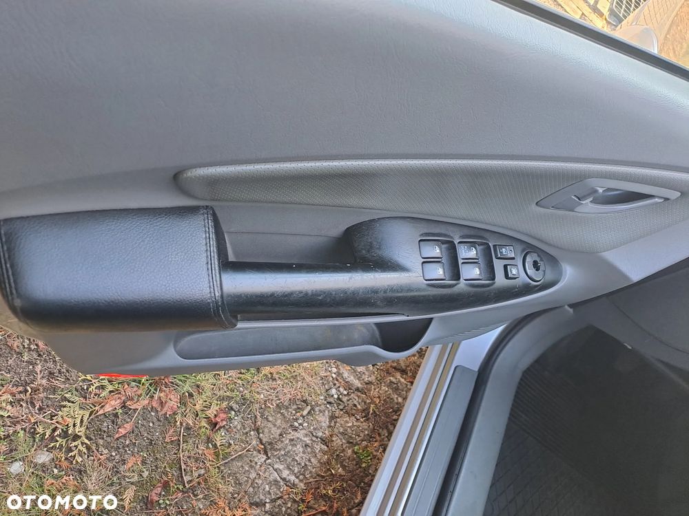 Hyundai Tucson 2.0 CRDi Premium - 32