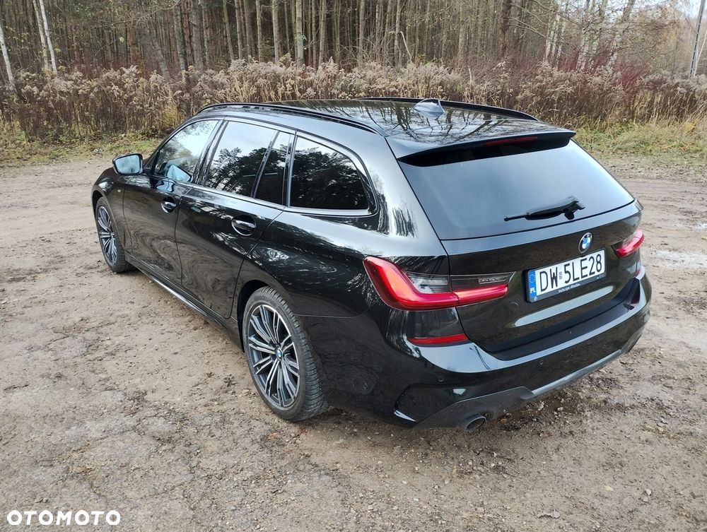 BMW Seria 3 318d M Sport - 2