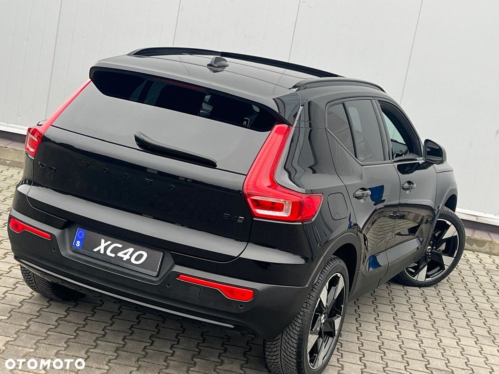 Volvo XC 40 B4 AWD Ultimate Dark - 9