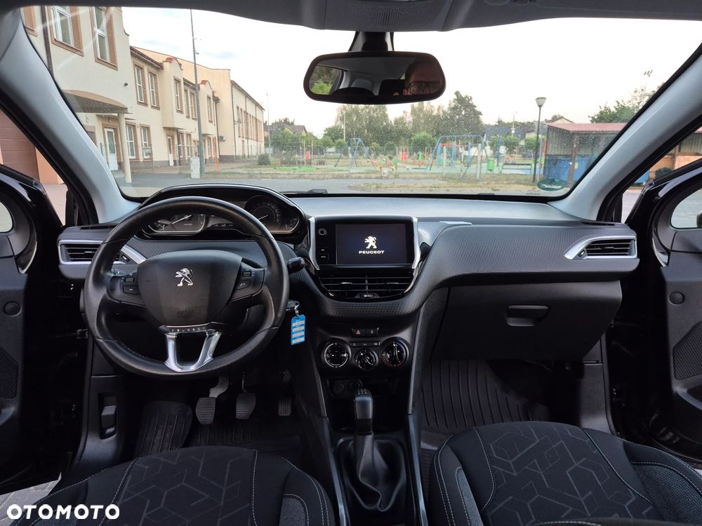 Peugeot 2008 1.2 Pure Tech Access - 12