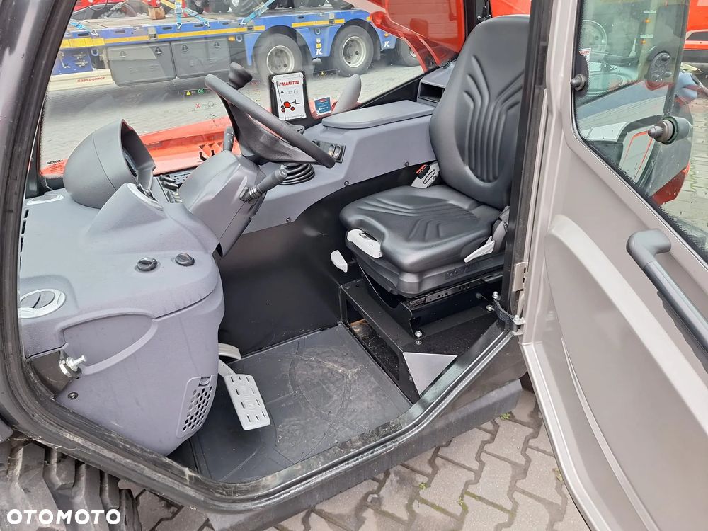 Manitou ładowarka teleskopowa MT 420 - 5