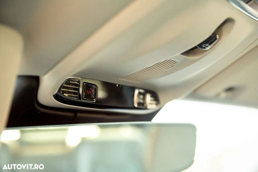 Volvo XC 60 T8 Twin Engine AWD Geartronic Inscription - 12