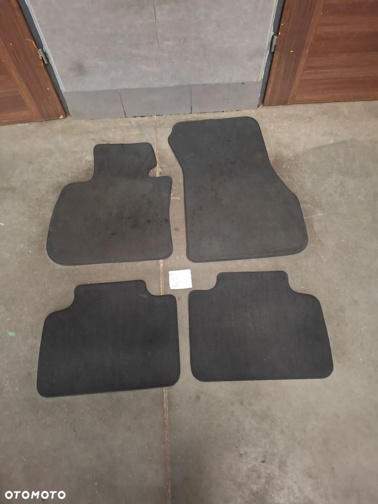 Dywaniki welurowe komplet BMW 2 F45 2015 rok - 2