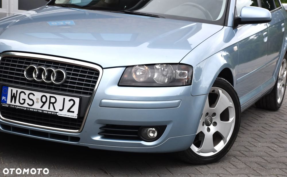 Audi A3 Sportback 2.0 TDI DPF Ambiente - 32