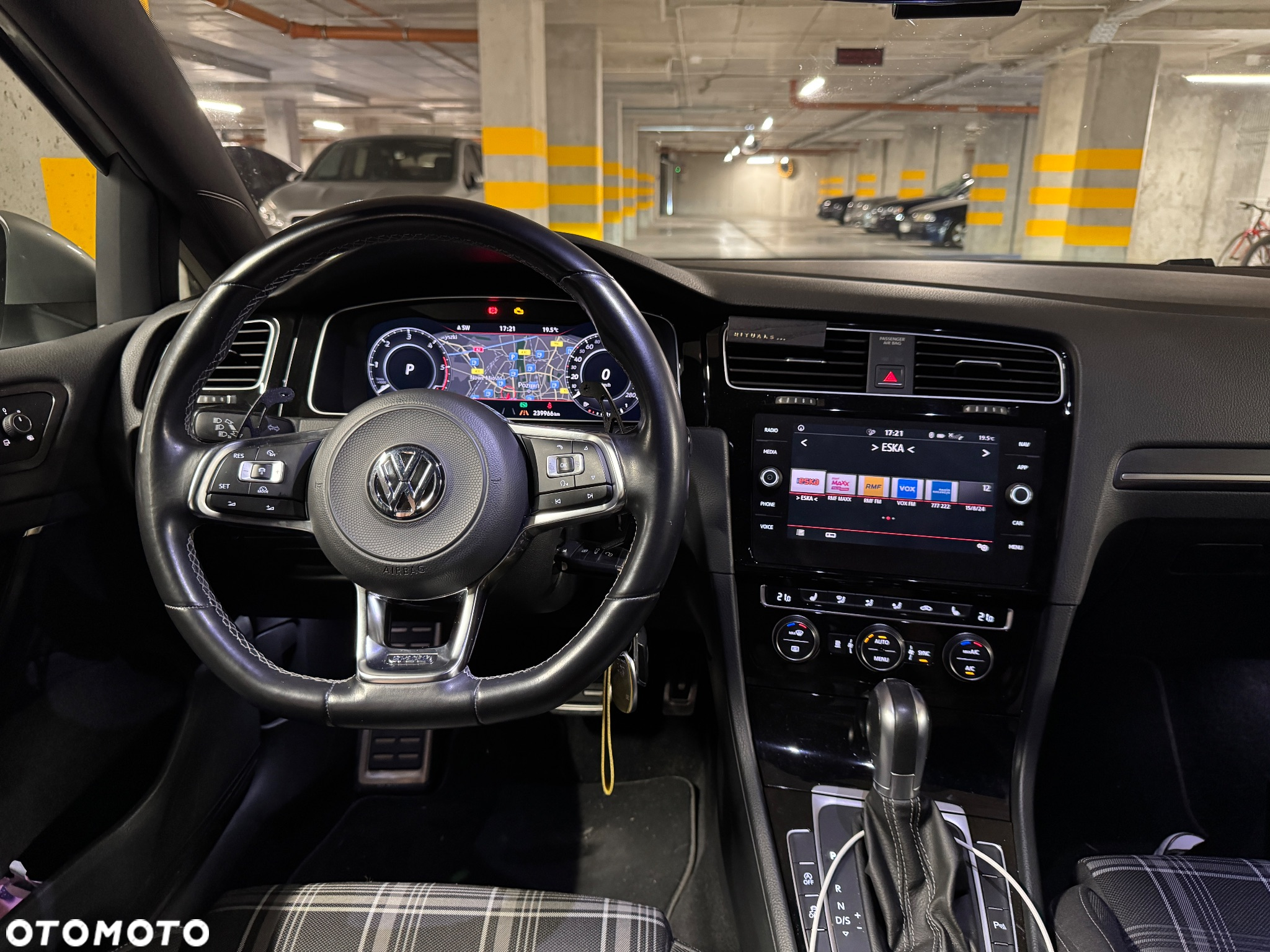 Volkswagen Golf VII 2.0 TDI BMT GTD DSG - 6