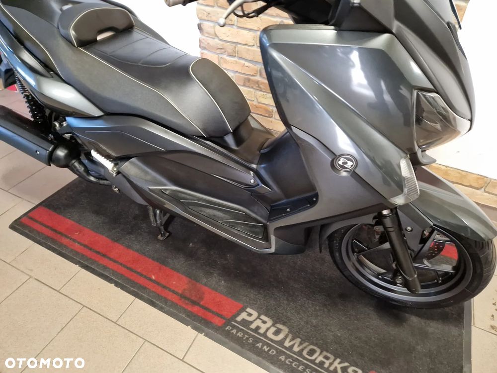 Yamaha X-max - 30