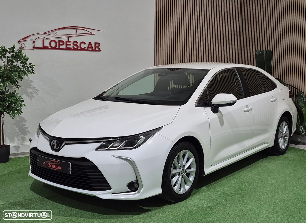 Toyota Corolla - 1