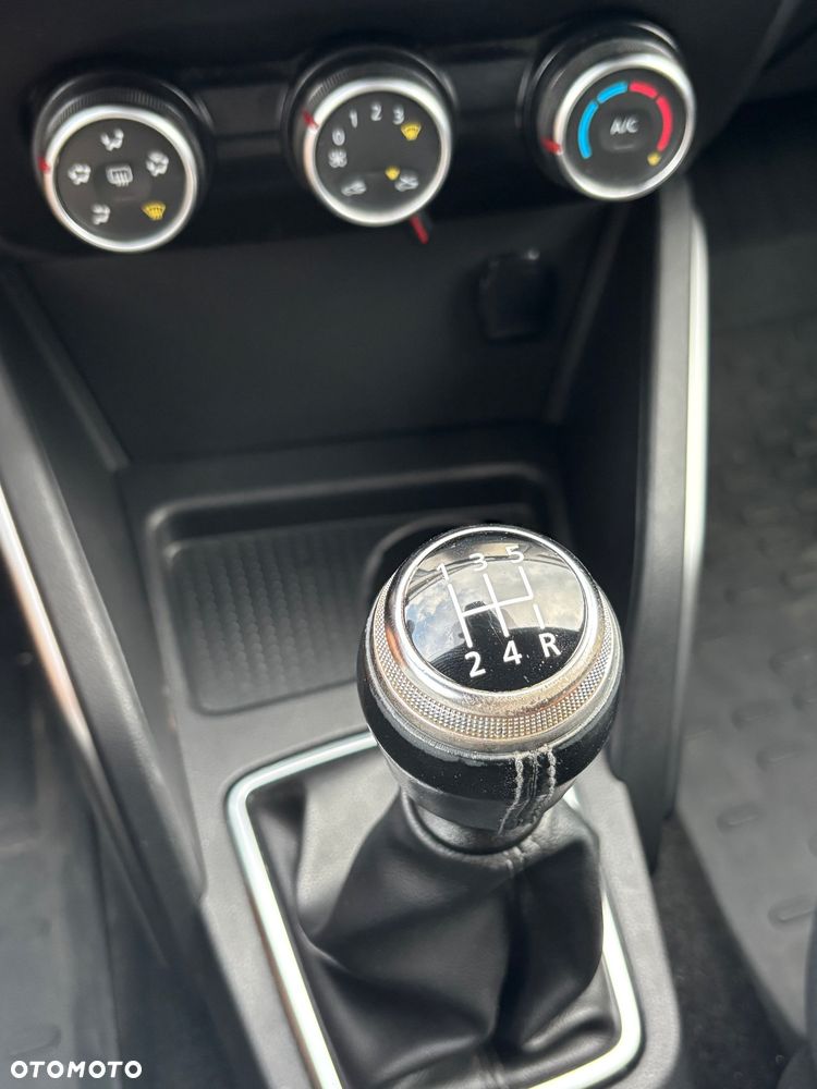Dacia Duster 1.6 SCe Prestige - 16