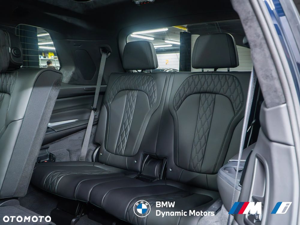 BMW X7 - 26
