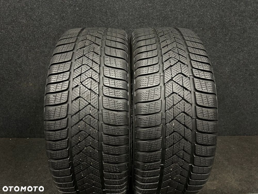 Opony zimowe Pirelli Winter SottoZero 3 215/40/18 89V XL 2szt. Ładne! - 1