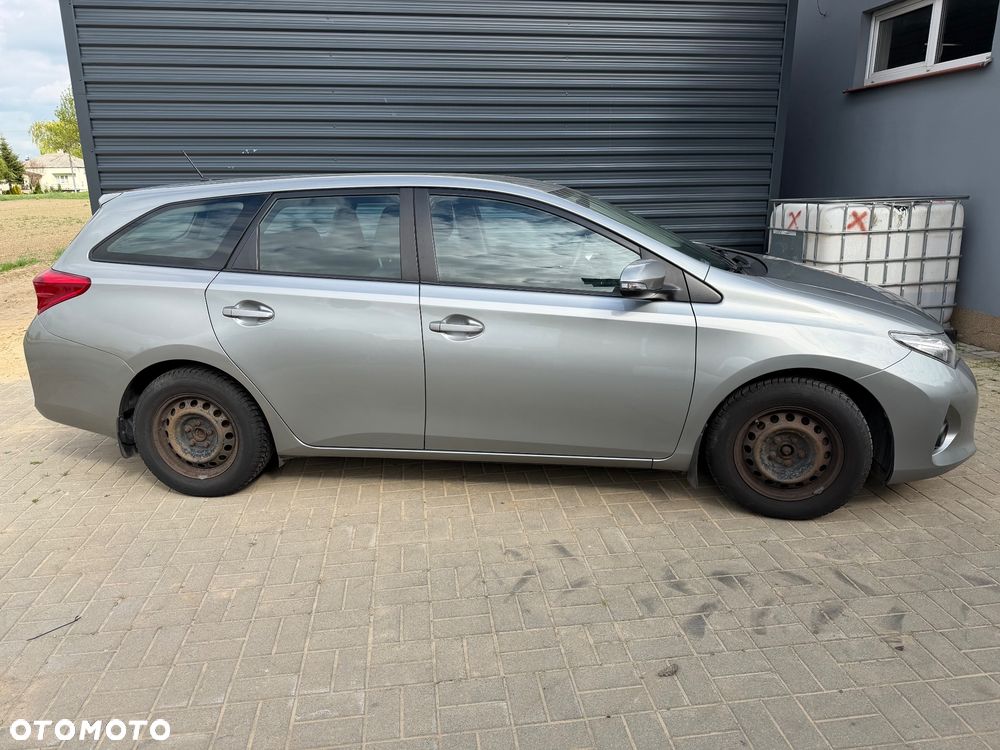 Toyota Auris 1.4 D-4D Active - 7