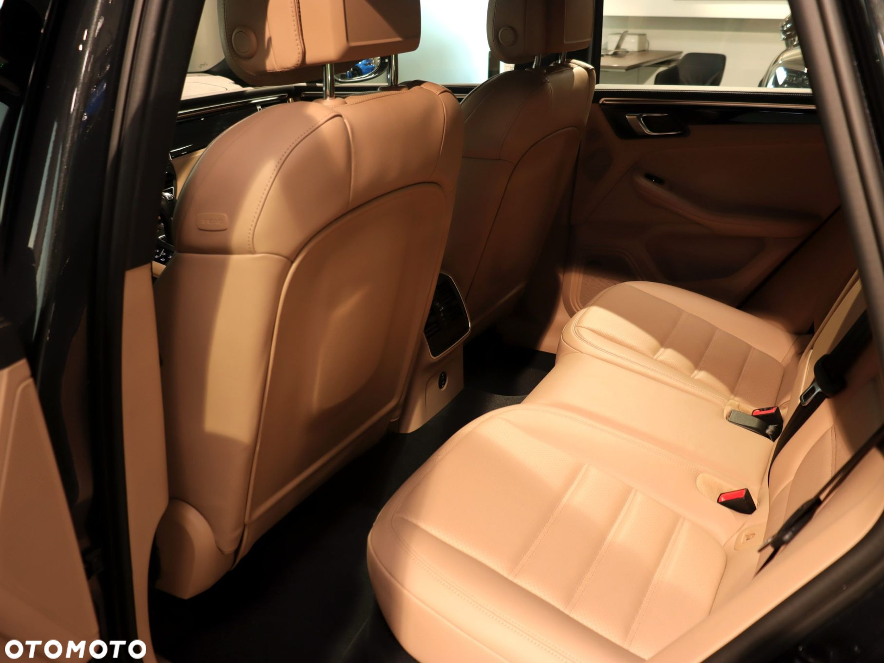 Porsche Macan - 35
