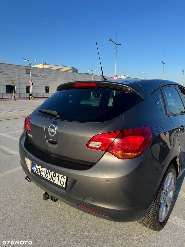 Opel Astra 1.4 T Enjoy - 4