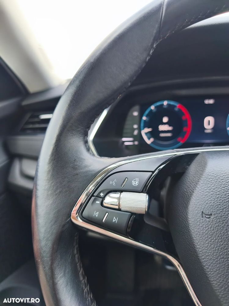 Skoda Octavia 2.0 TDI Ambition - 11