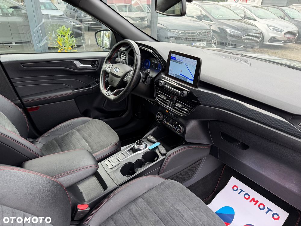 Ford Kuga 2.0 EcoBlue 4x4 ST-LINE X - 24