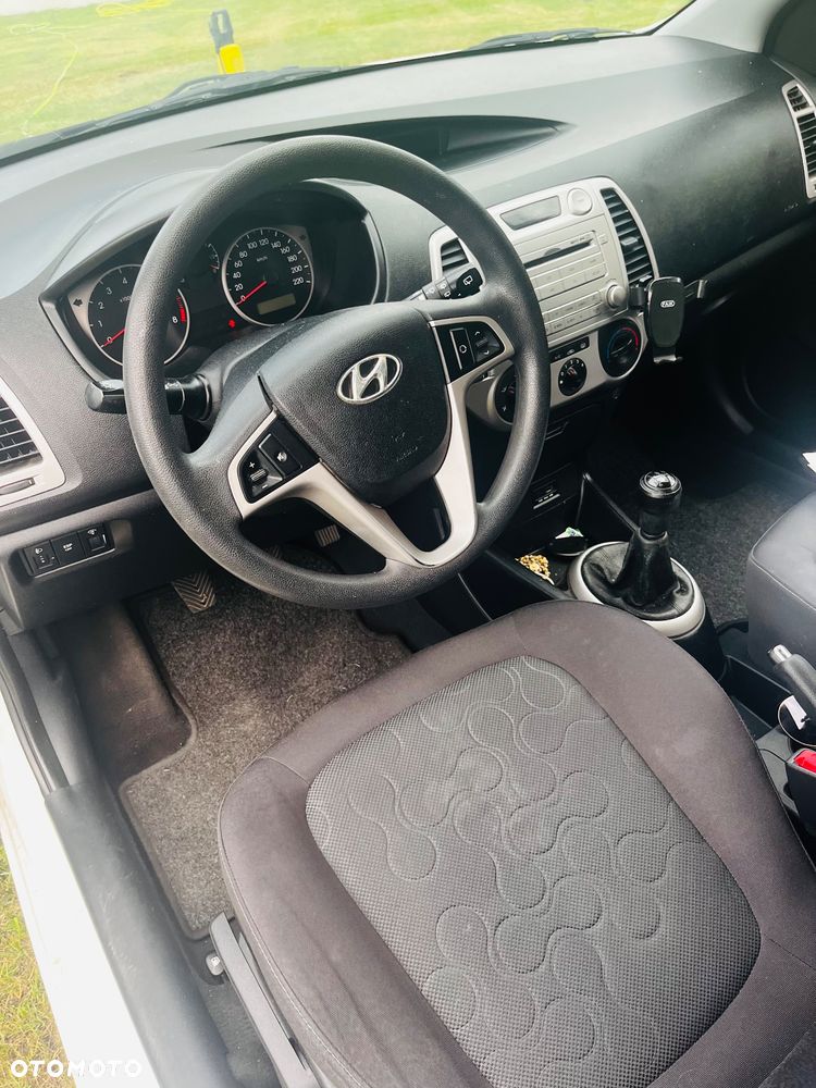 Hyundai i20 1.2 Classic + - 16