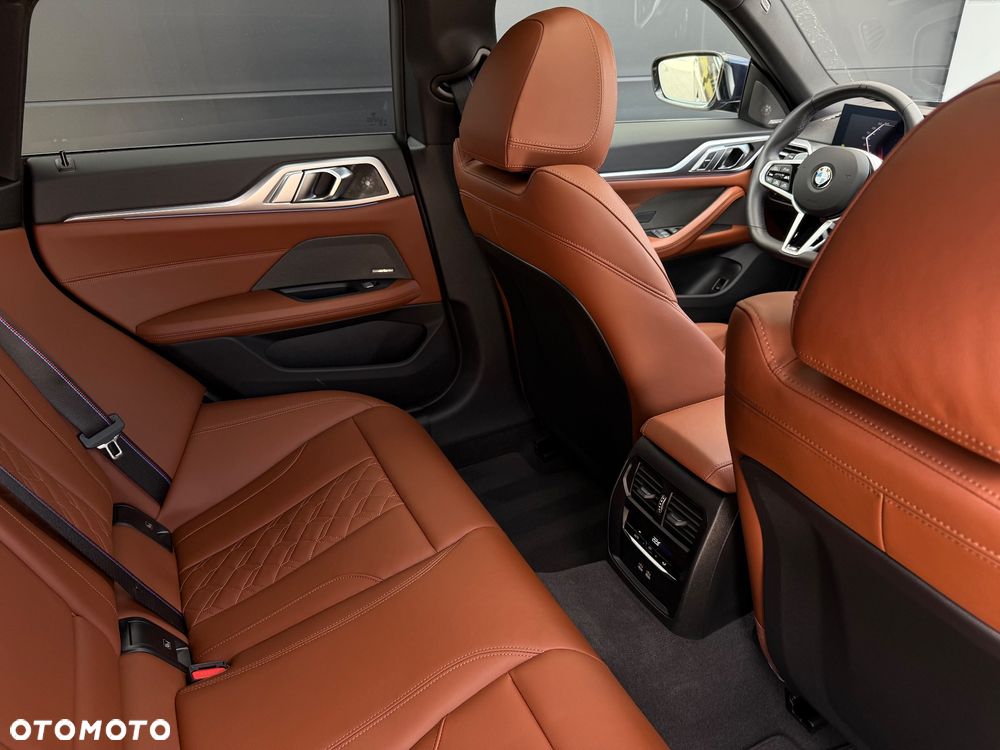 BMW Seria 4 420d xDrive Sport-Aut M Sport - 31