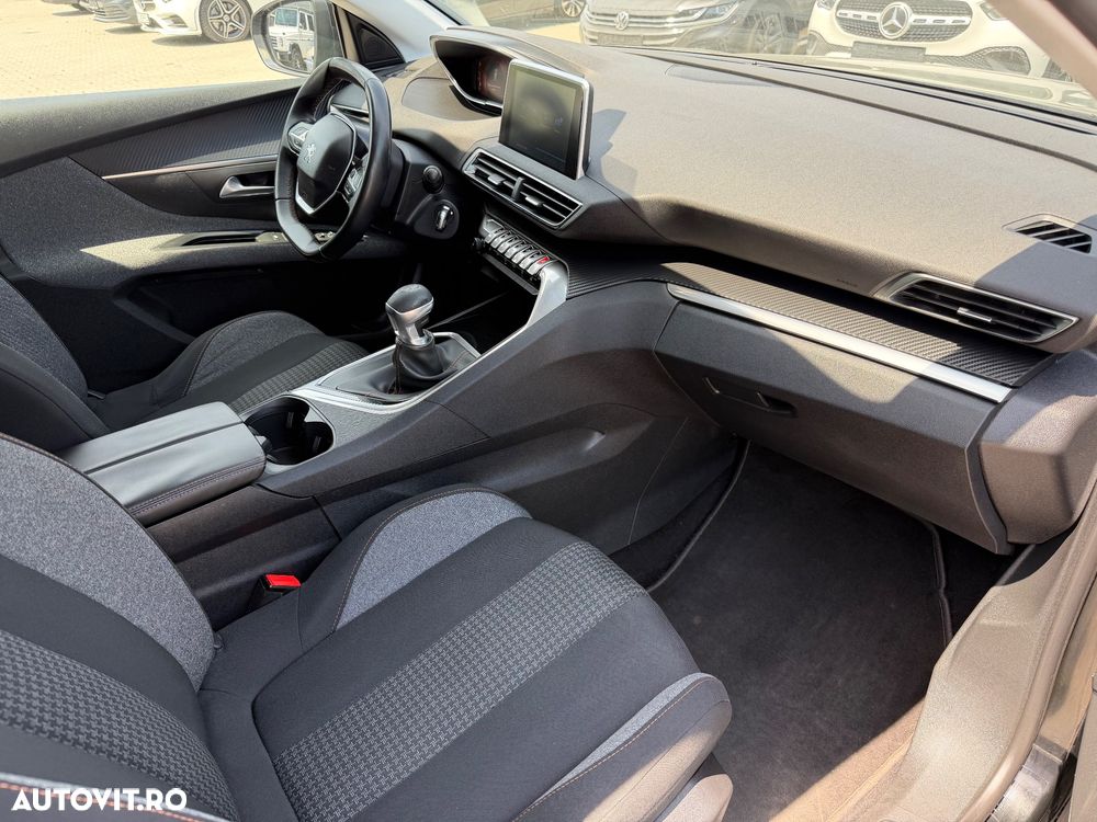Peugeot 5008 BlueHDI 120 Stop & Start Active - 8