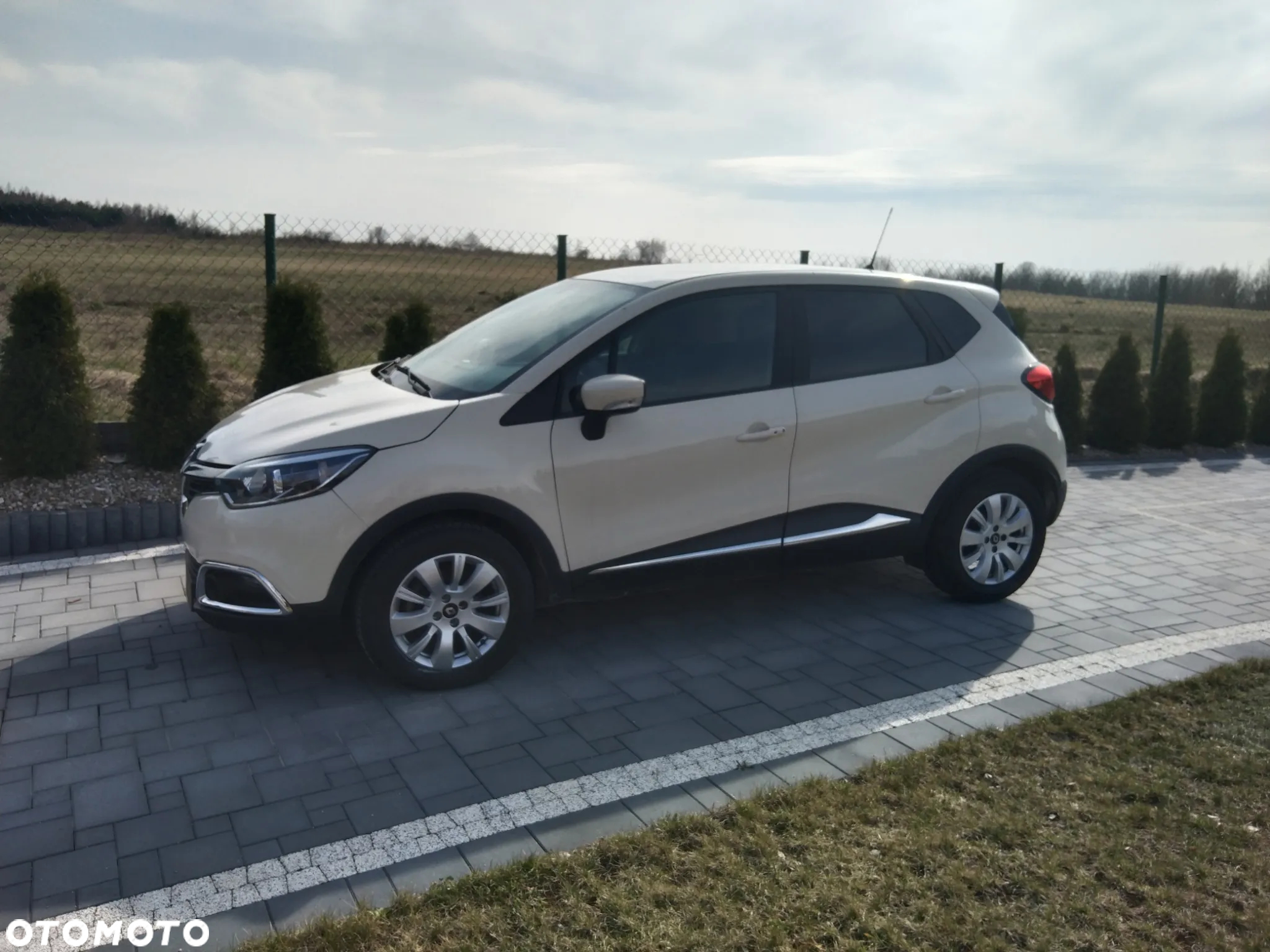 Renault Captur (ENERGY) dCi 90 INTENS - 2