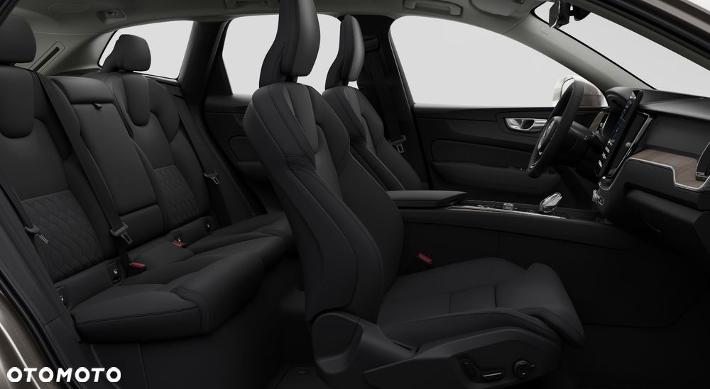 Volvo XC 60 B5 B AWD Ultra Bright - 11