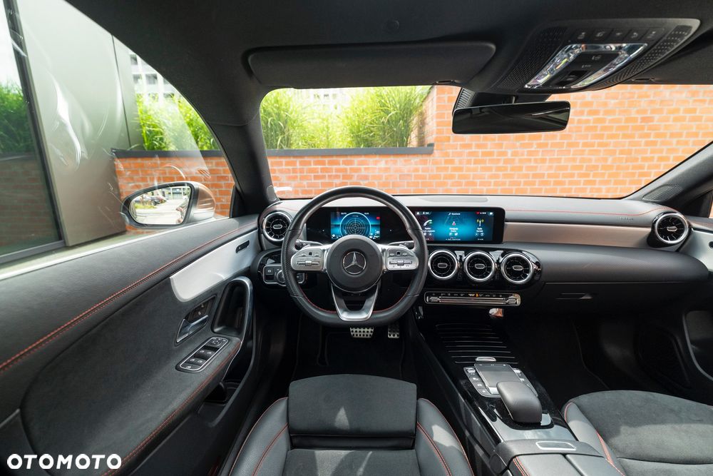 Mercedes-Benz CLA 250 e PHEV AMG Line 8G-DCT - 19