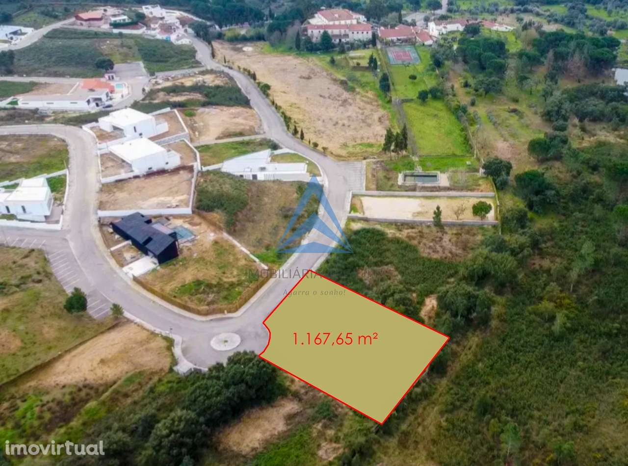 LOTE NA URB QUINTA DE SANTA BARBARA - Grande imagem: 2/39
