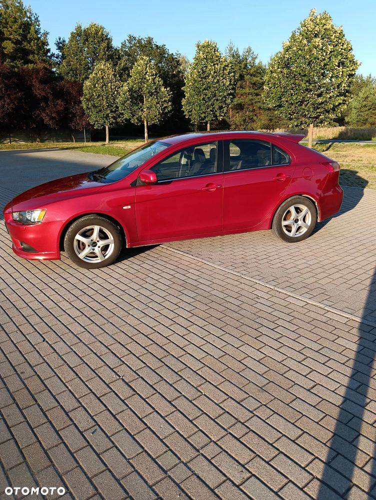 Mitsubishi Lancer 1.6 Intense - 1