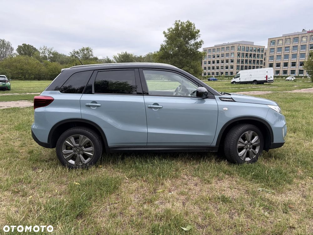 Suzuki Vitara 1.0 Boosterjet Premium 2WD - 26