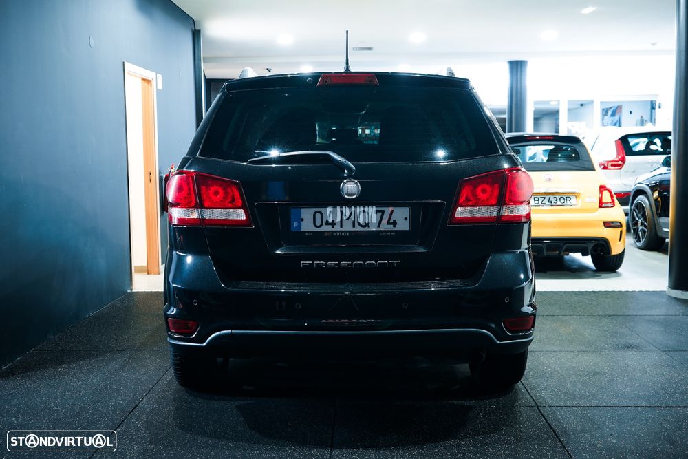 Fiat Freemont 2.0 M-Jet BlackCode - 4