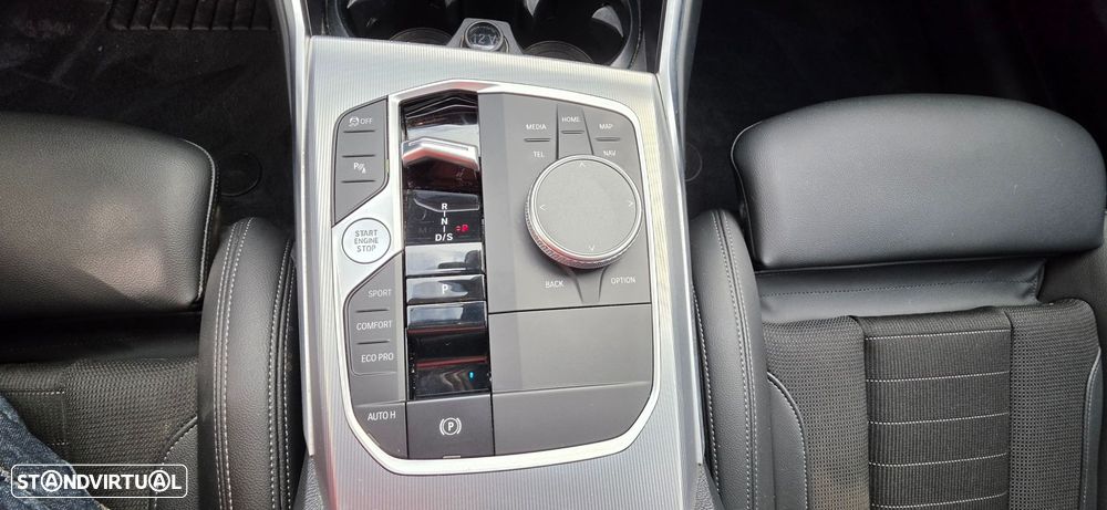 BMW 320 - 11