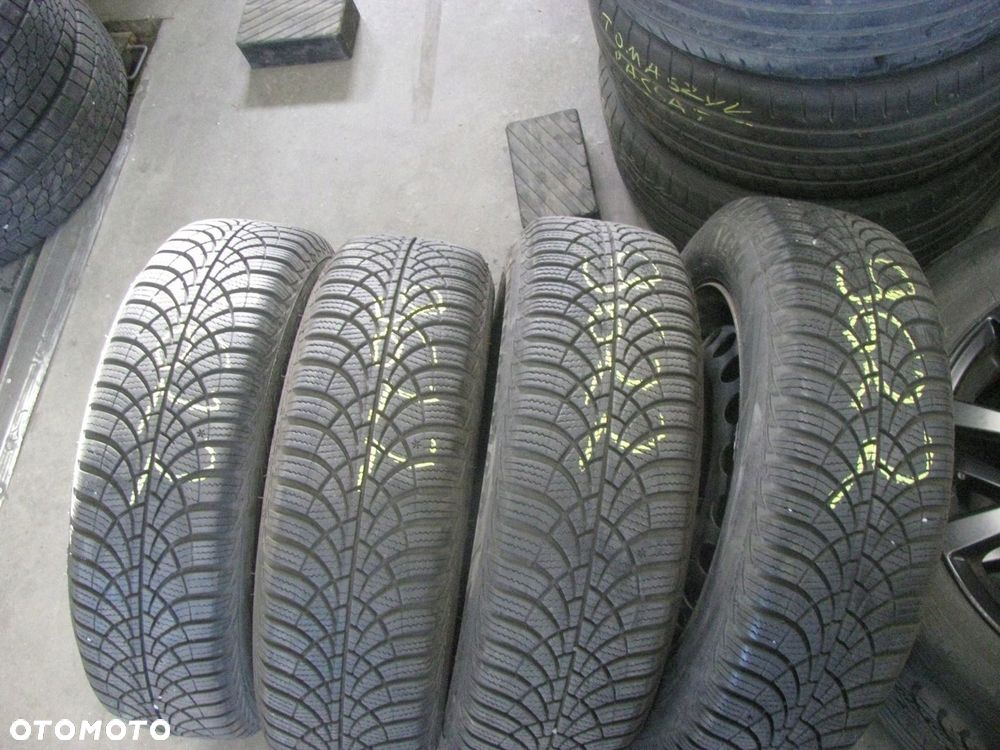 Opona zimowa Goodyear UltraGrip 9 185/65R15 88 T - 1