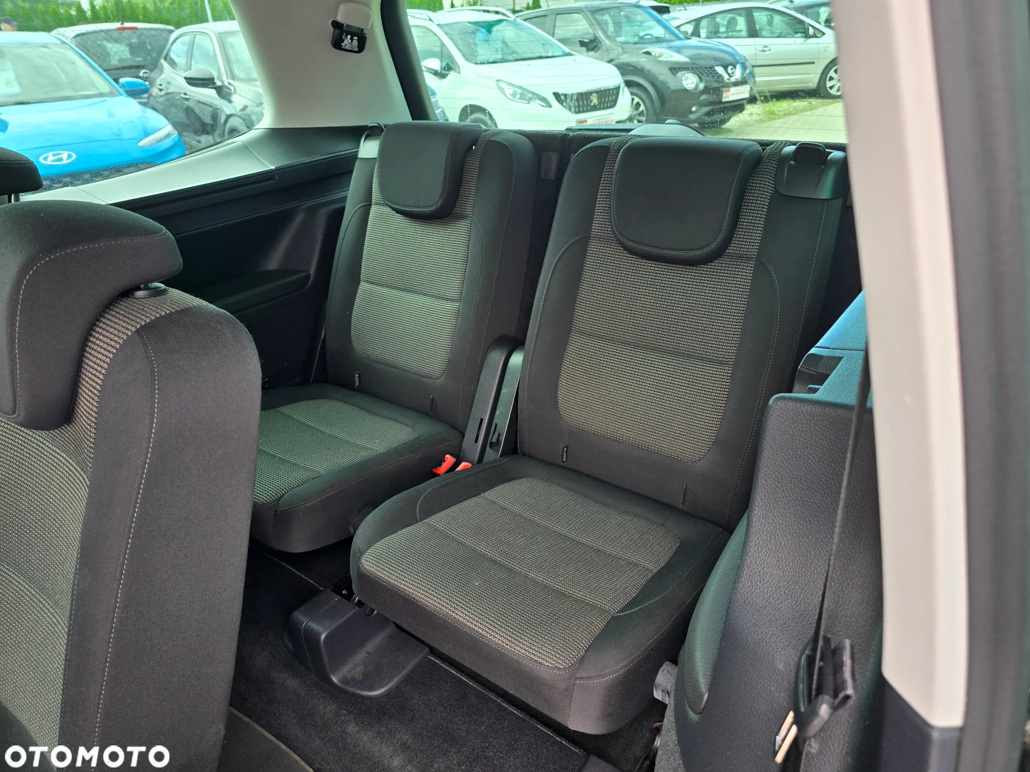 Volkswagen Sharan - 14