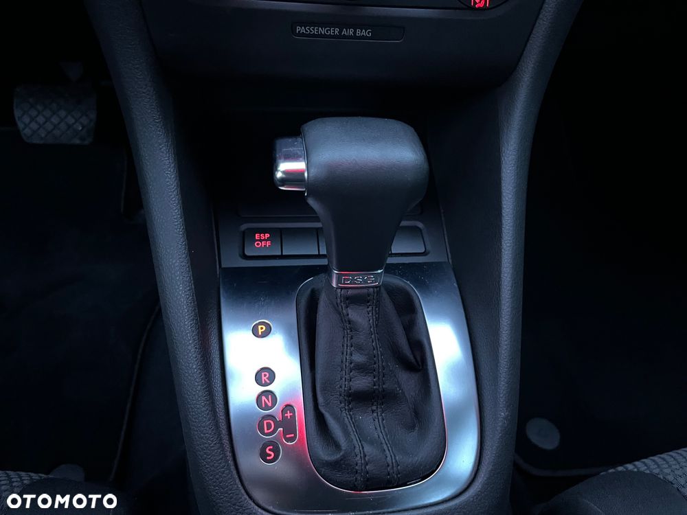 Volkswagen Golf 1.4 TSI DSG Comfortline - 12