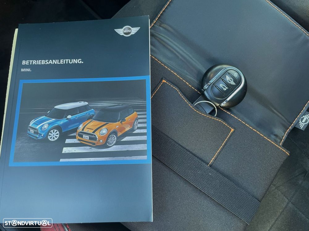 MINI 3 Portas John Cooper Works Auto Desportiva - 28