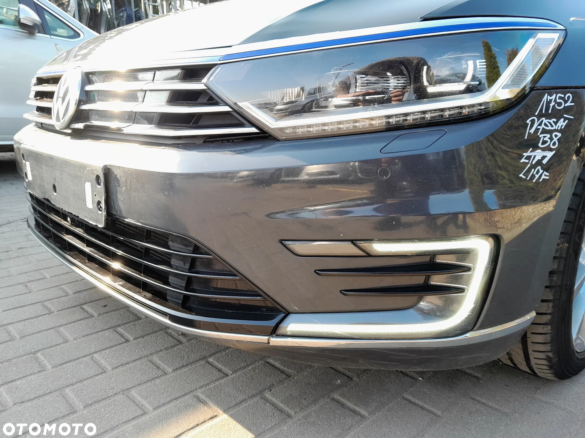 VW PASSAT B8 GTE HYBRID ZDERZAK PRZEDNI PRZÓD SPRYSKI PARKTRONIC PDC KOLOR: LI7F - 5