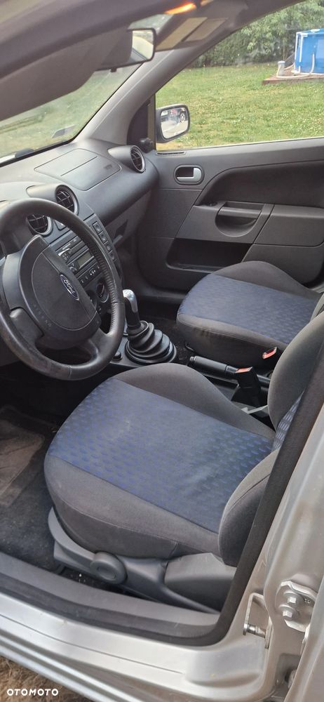 Ford Fiesta 1.4 Ambiente - 5