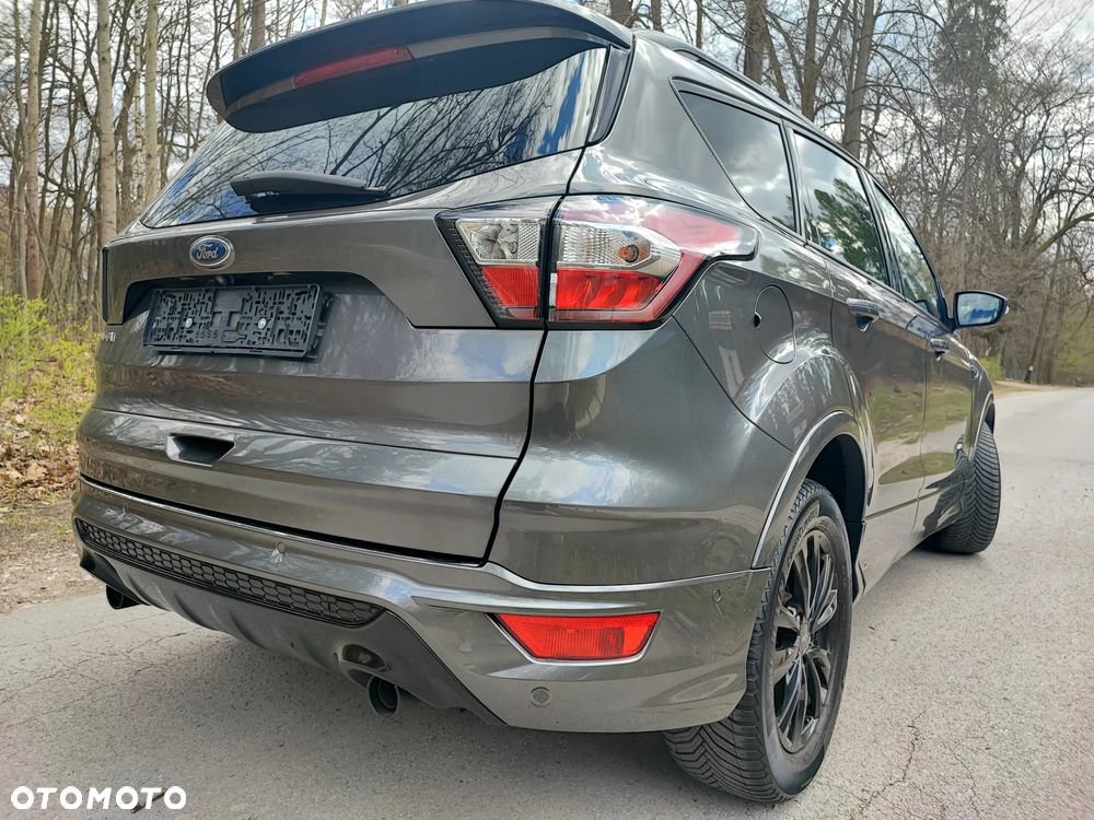 Ford Kuga 2.0 TDCi 4x4 ST-Line - 14