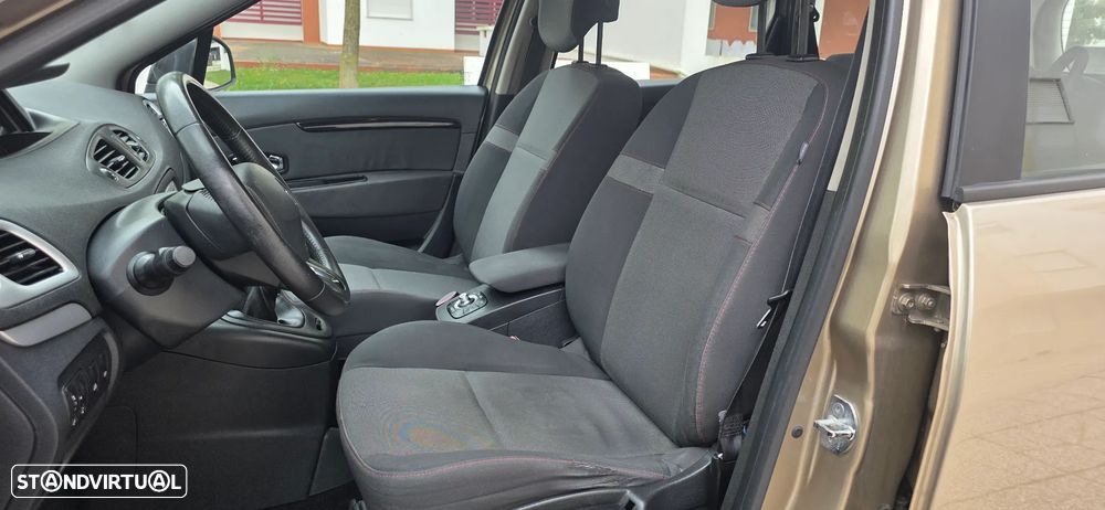 Renault Grand Scénic Energy dCi 110 Start & Stop Dynamique - 11