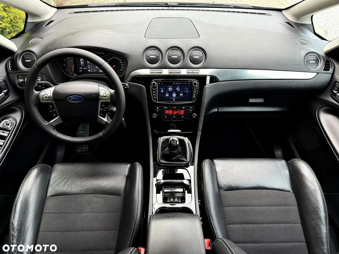 Ford S-Max - 24