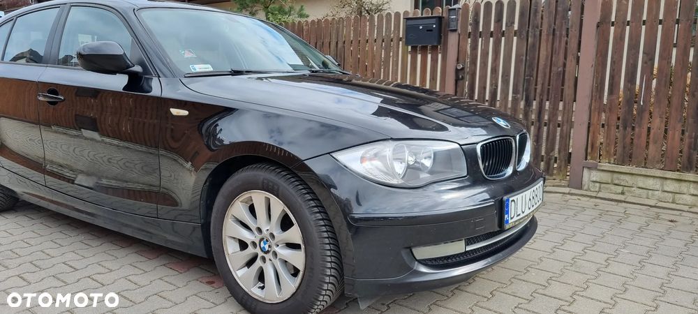 BMW Seria 1 120d - 8