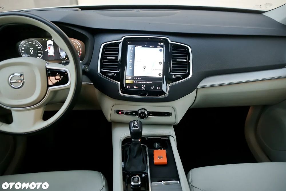 Volvo XC 90 T5 AWD Inscription 7os - 19
