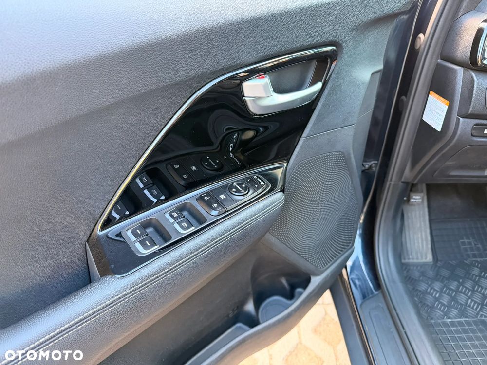 Kia Niro 1.6 GDI Hybrid L - 22