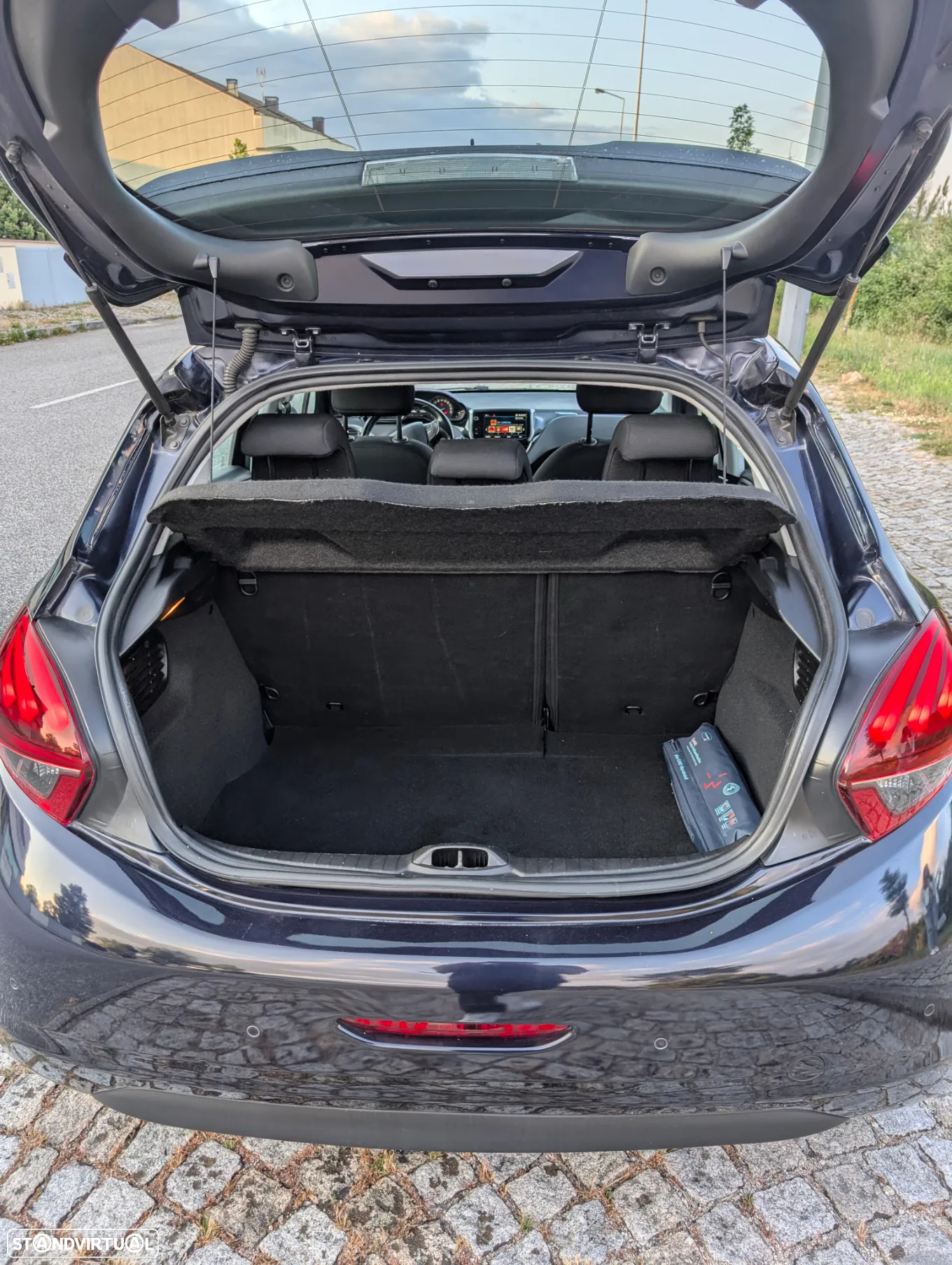 Peugeot 208 1.6 BlueHDi Allure - 5
