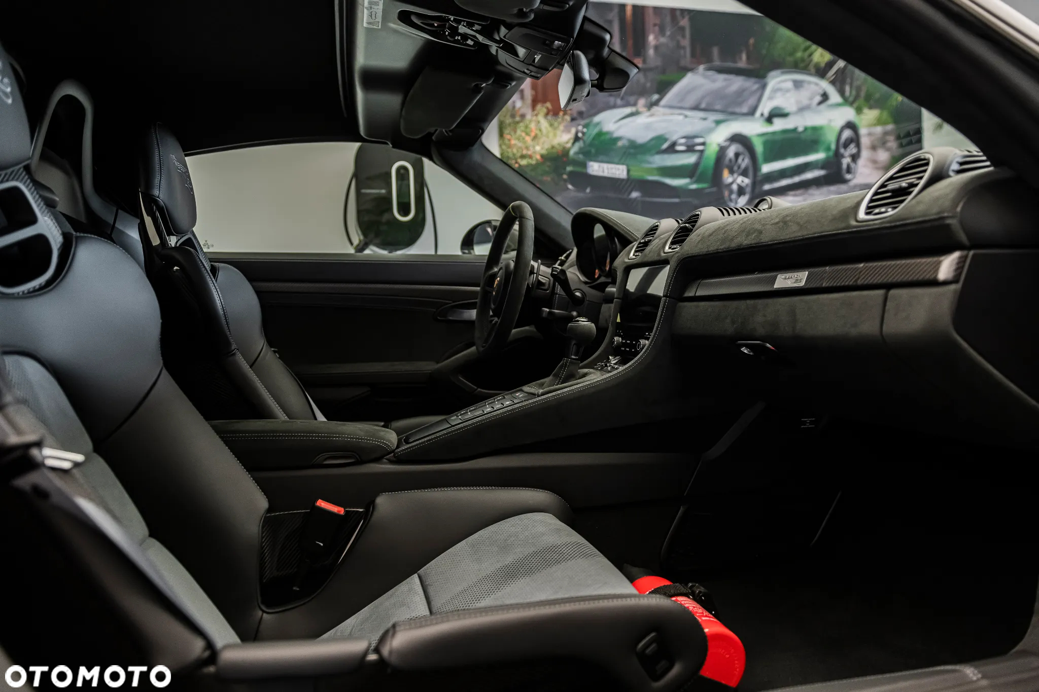 Porsche 718 Spyder - 22