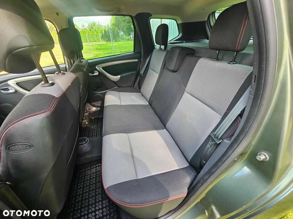 Dacia Duster 1.6 Laureate - 31