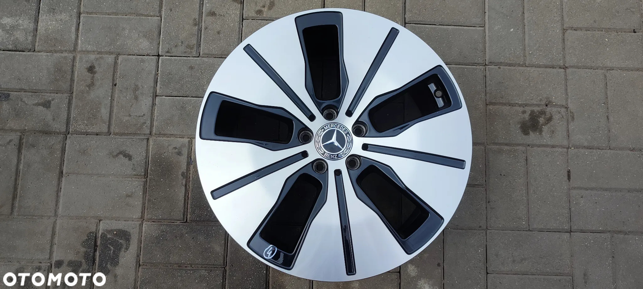 FELGI ALUMINIOWE 5x112 8Jx19 CALI ET34 fi 66.6 2934010100 MERCEDES EQC INNE KOMPLET 4 SZTUKI - 7