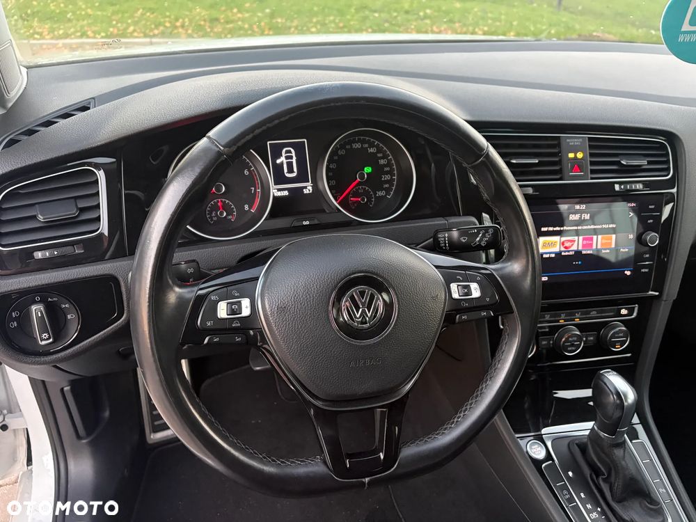 Volkswagen Golf 1.4 TSI DSG Sound - 14