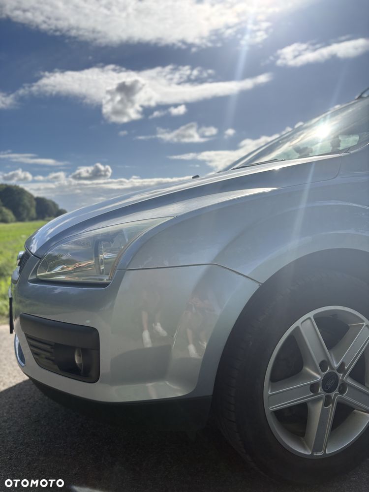 Ford Focus 1.6 Ambiente - 10